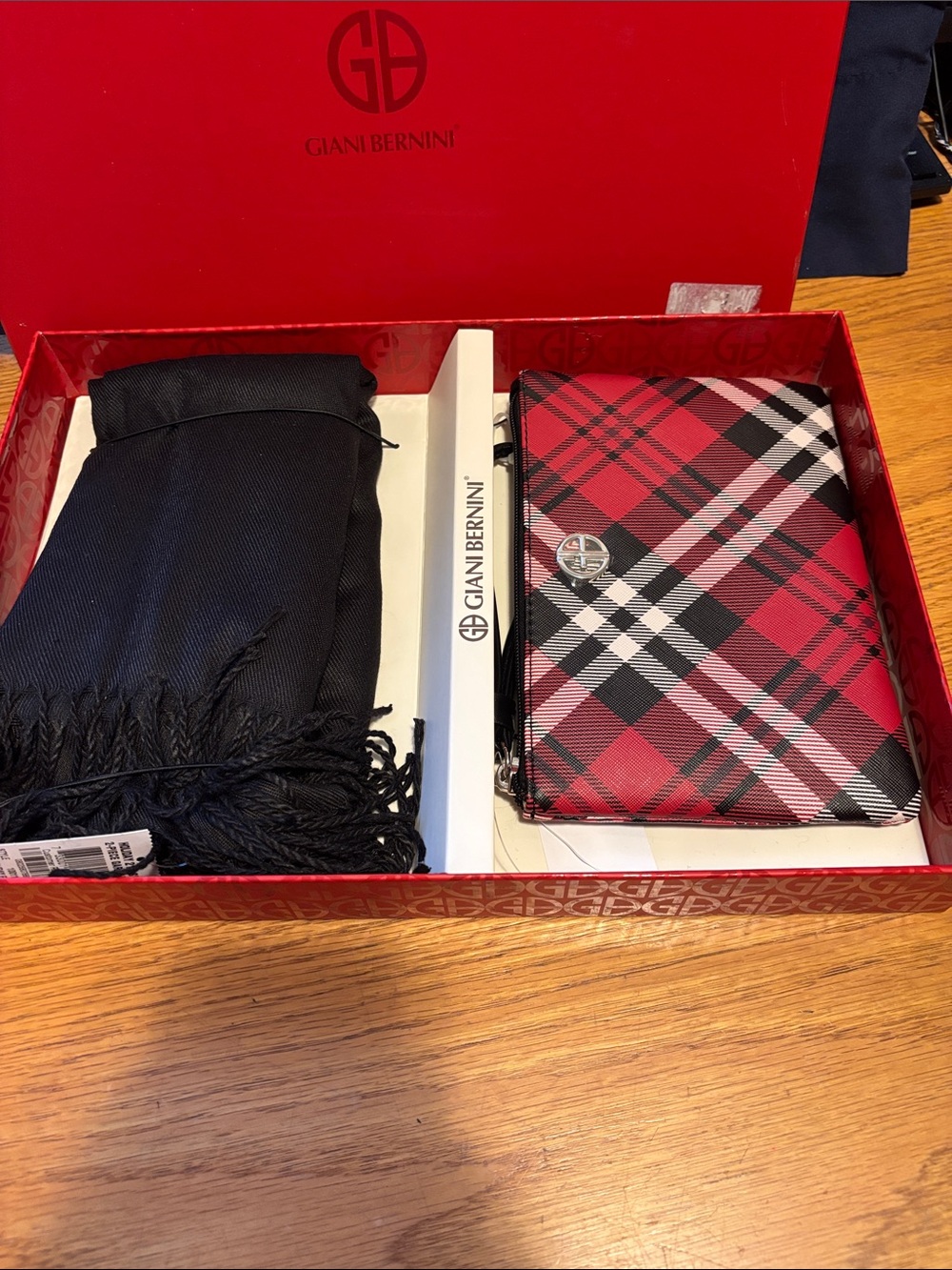 NWT Giani Bernini Red Plaid Wristlet and Black Scarf Set